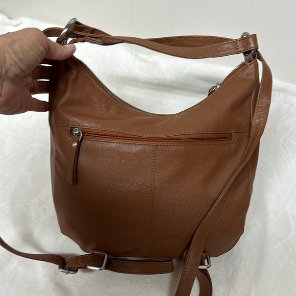 NWOT Genicci Brown Leather Hobo Bag with Adjustable Strap can be back backpack - Picture 3 of 12